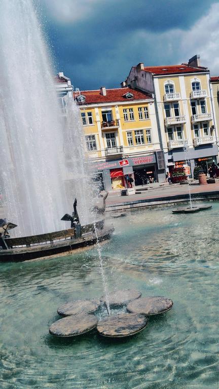 Guest House Fun And Rest Plovdiv Buitenkant foto