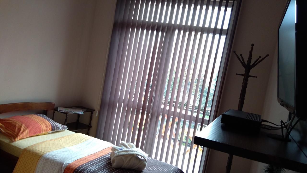 Guest House Fun And Rest Plovdiv Buitenkant foto
