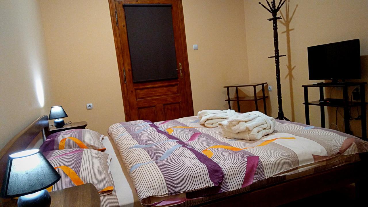 Guest House Fun And Rest Plovdiv Buitenkant foto